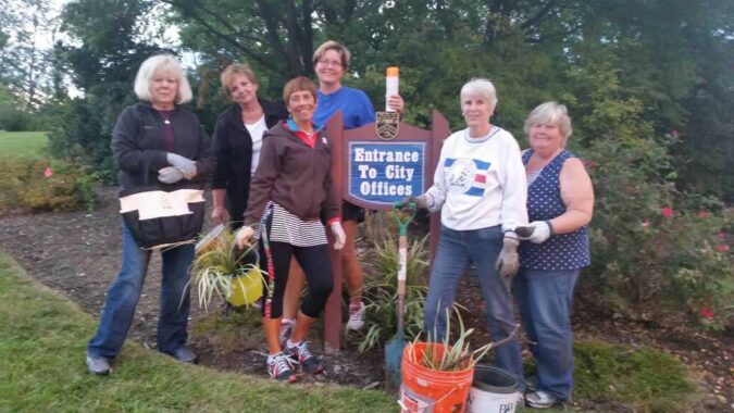Garden Club Group Photo