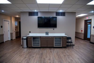 tv over countertop